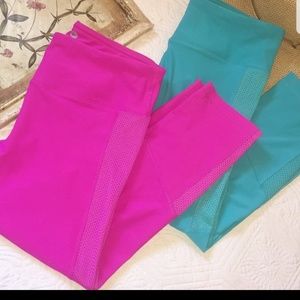 2 pair 90 Degree by Reflex 7/8 leggings, Size M